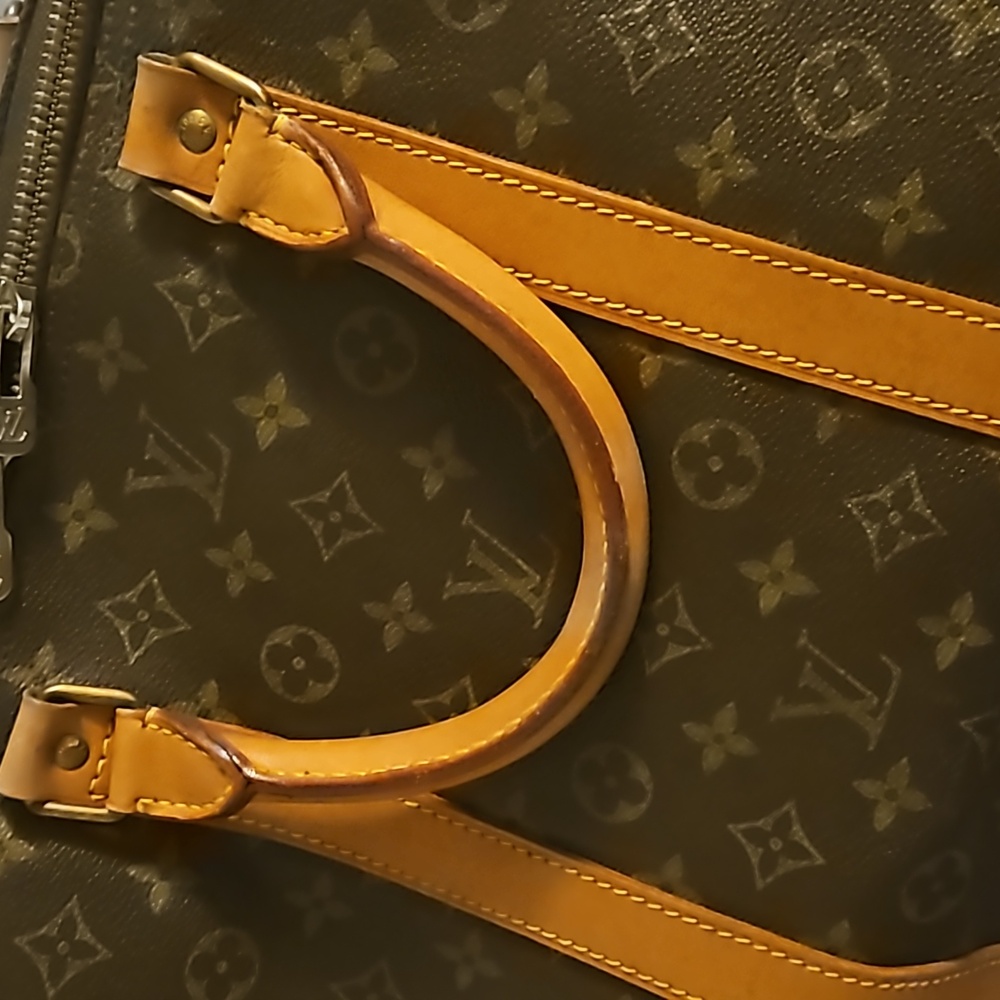 Vintage LV duffle - Picture 2 of 16